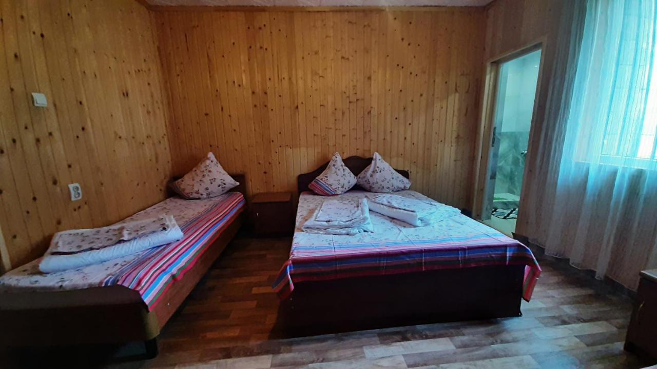 Zolotaya Buhta 10 Hotell Pizunda Exteriör bild