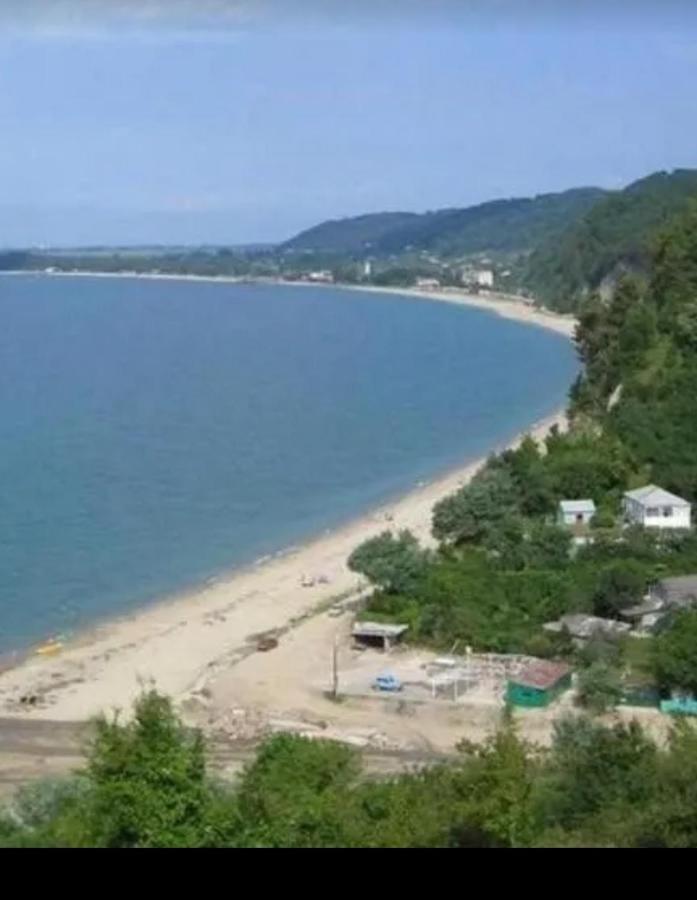 Zolotaya Buhta 10 Hotell Pizunda Exteriör bild